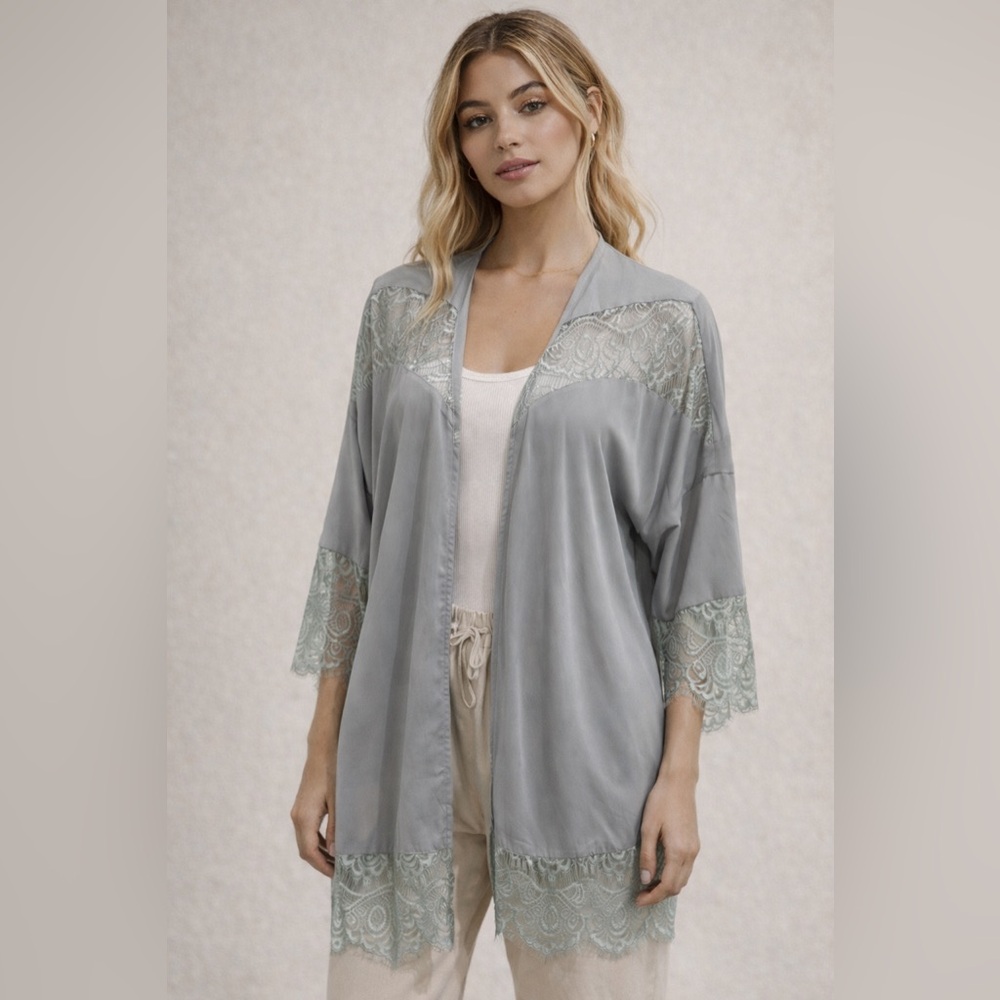 NWT UmGee Women’s Kimono Open-Front Cardigan Small / Medium Gray Green Lace Boho